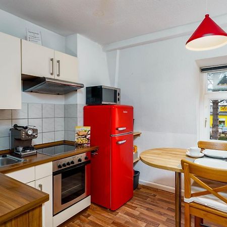 2R Apartment Perfect For Families! Kitchen - Parking - Netflix Dresden Bagian luar foto
